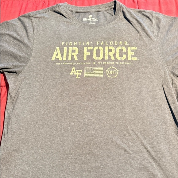 Colosseum Other - Colosseum Gray Air Force Falcons Tee